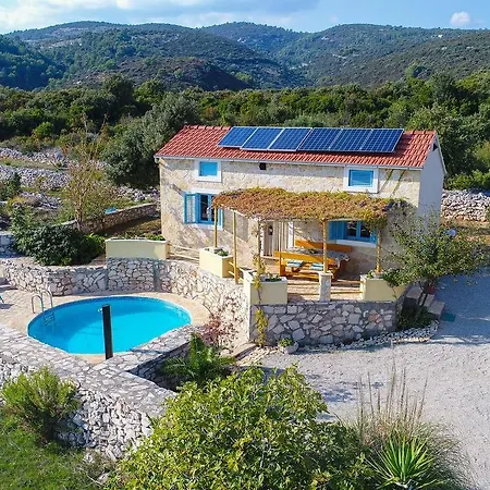 Family Friendly House With A Swimming Pool Cove Rasohatica Bay - Rasohatica * Korčula